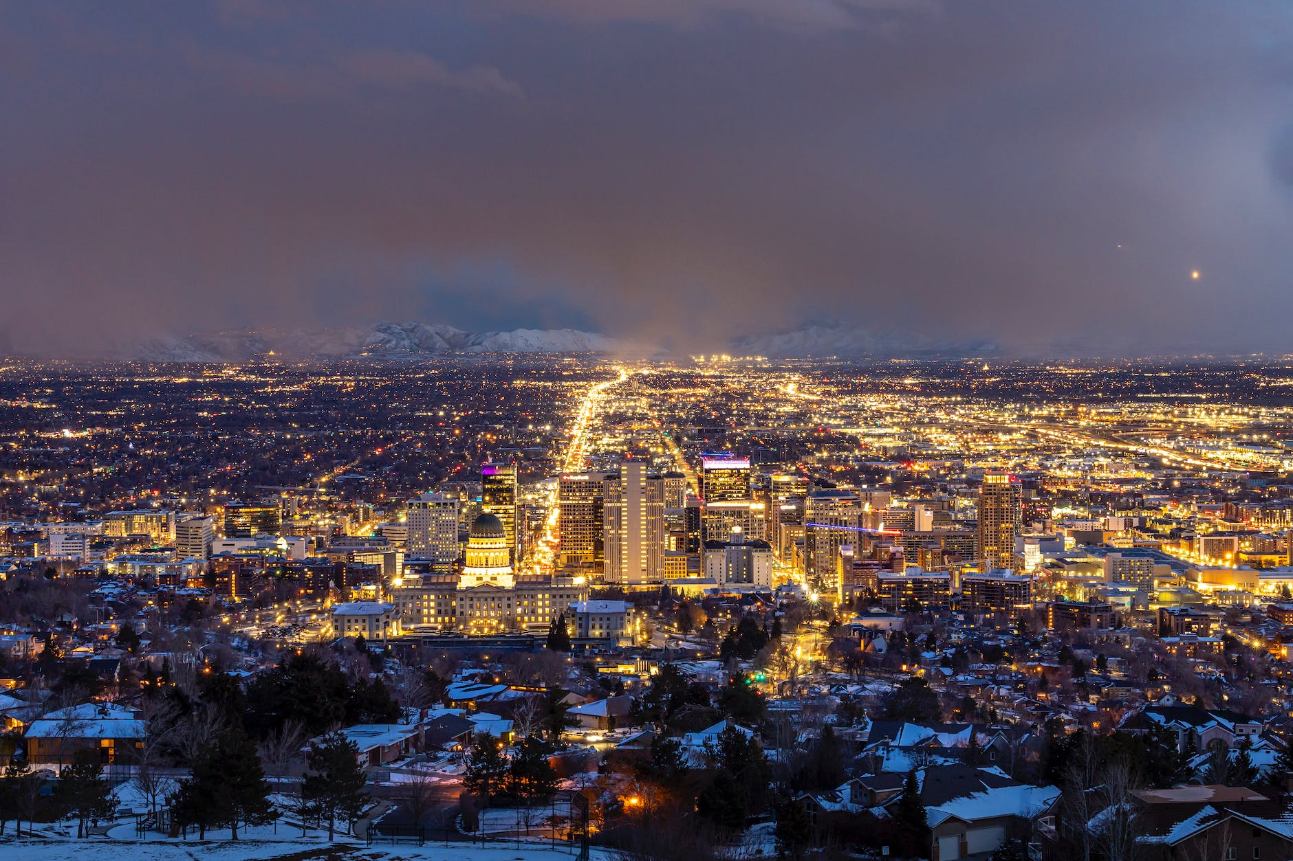 illuminated salt lake city astrotourism